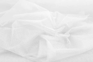 Tiul sztywny śnieżna biel