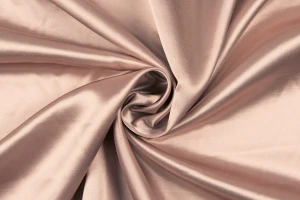 Satyna gruba z elastanem pudrowy róż