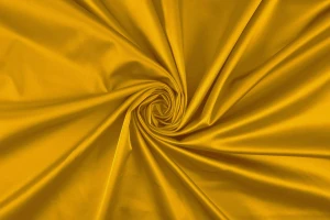 Satyna gruba z elastanem musztarda miodowa