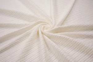 Dzianina swetrowa warkocz rayon śmietankowy